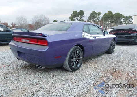 2013 Dodge Challenger Srt8 from USA, damaged, VIN 2C3CDYCJ5DH708559